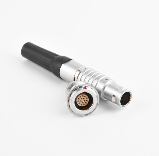 1688784298208426.jpg 1B16芯插頭+插座.jpg