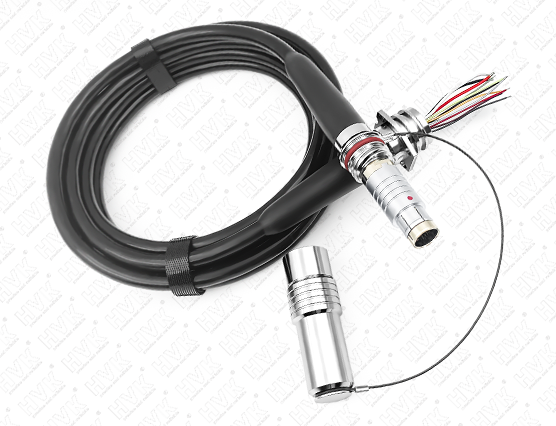 液態(tài)硅膠的流動(dòng)性對(duì)航空插頭包膠成型的影響是什么？